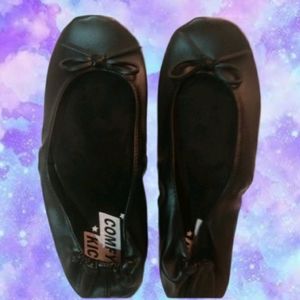 Comfy Kicks Black Ballet Flats 7-8 Women's